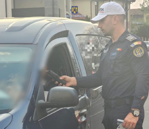Șofer prins drogat la volan de polițiștii dâmbovițeni Șofer prins drogat la volan de polițiștii dâmbovițeni, la data de 15 aprilie a.c., în jurul orei 17:30, polițiștii din cadrul Secției