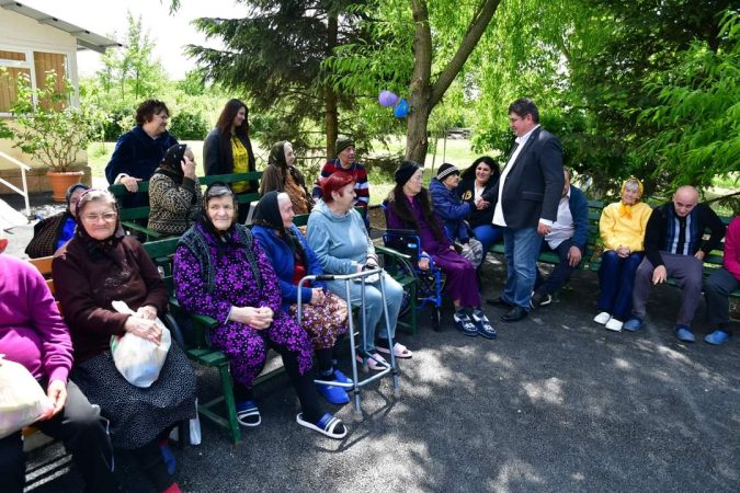 O comunitate a faptelor bune: Bucurie și momente pline de emoție la Centrul Rezidențial pentru Persoane Vârstnice Ghergani O comunitate a faptelor bune: Bucurie și momente pline de emoție la Centrul Rezidențial pentru Persoane Vârstnice Ghergani
