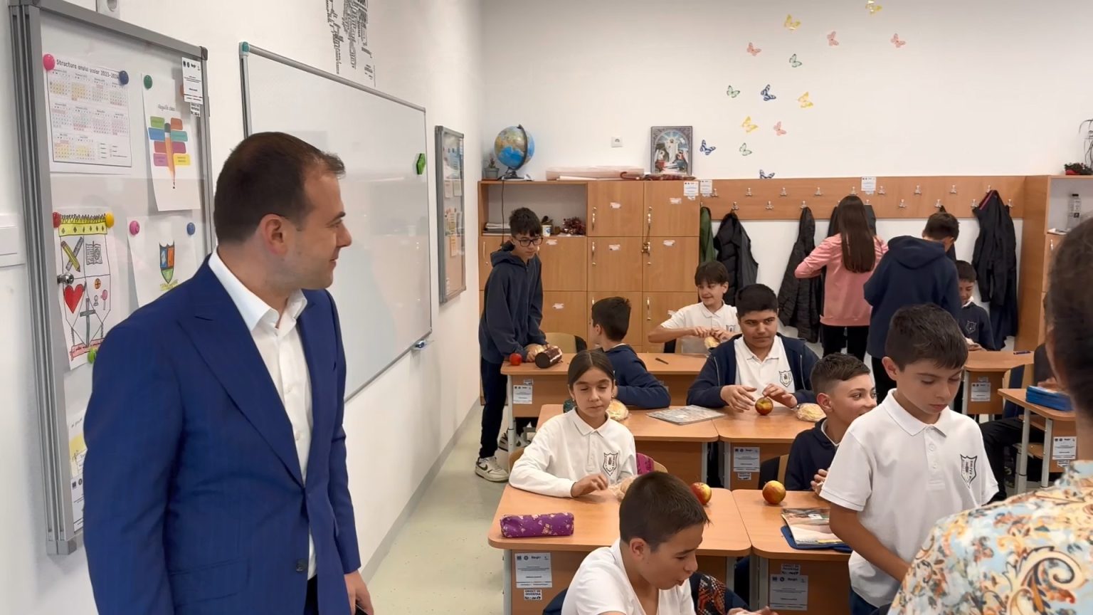 473 de copii de la școlile și grădinițele din comuna Răzvad beneficiază de Programul „Masă Sanatoasă” 473 de copii de la școlile și grădinițele din comuna Răzvad beneficiază de Programul "Masă Sanatoasă"