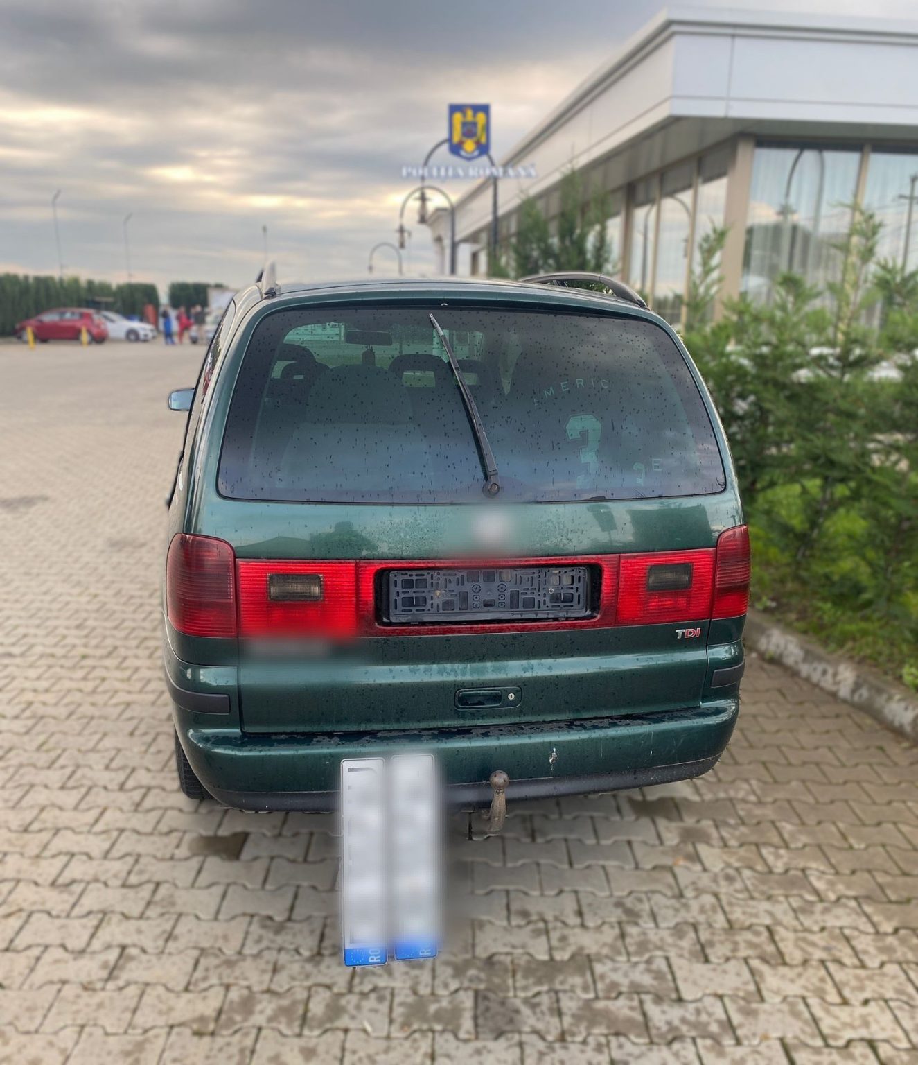 Beat și fără permis a plecat cu mașina la plimbare, acum este sub control judiciar timp de 60 de zile , în urma cercetărilor efectuate