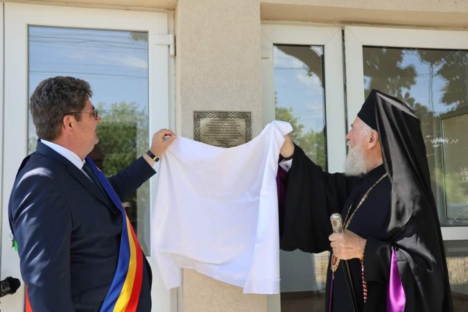 Sfințirea noii case parohiale la Ghergani: Un moment de comuniune și implicare comunitară Sfințirea noii case parohiale la Ghergani: Un moment de comuniune și implicare comunitară