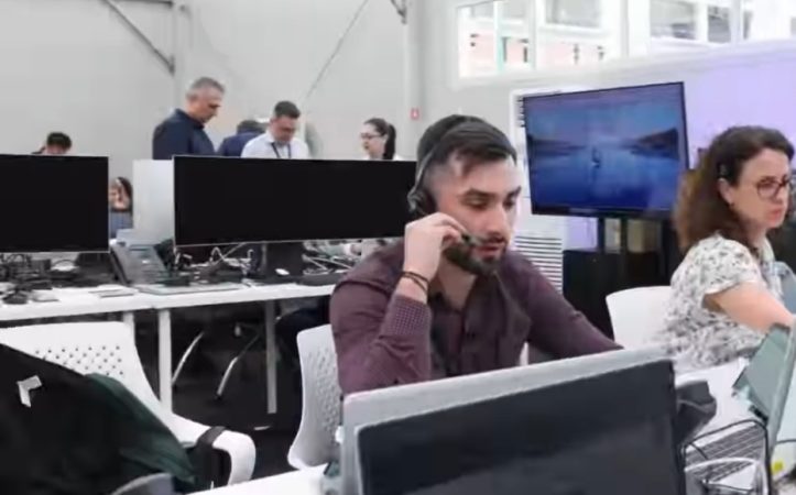 OFICIAL: Centrele  de suport tehnic ale STS, de astăzi, ora 18:00, au devenit funcțioale pentru buna desfășurare a alegerilor din 9 iunie OFICIAL: STS a pus în funcțiune centrele sale de suport tehnic,  sunt funcționale 24 de ore din 24 pentru a asigura buna desfășurare a alegerilor din 9 iunie.