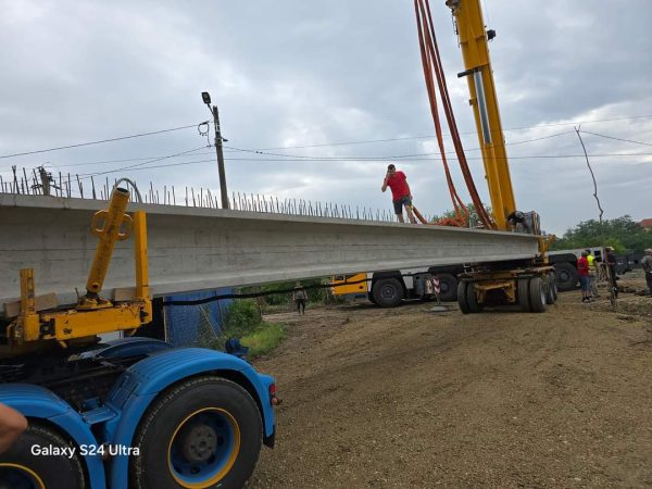 Se lucrează  în  ritm susținut la noul pod pe DC 159 Niculești Se lucrează  în  ritm susținut la noul pod pe DC 159 Niculești, care are ca obiectiv îmbunătățirea infrastructurii rutiere.