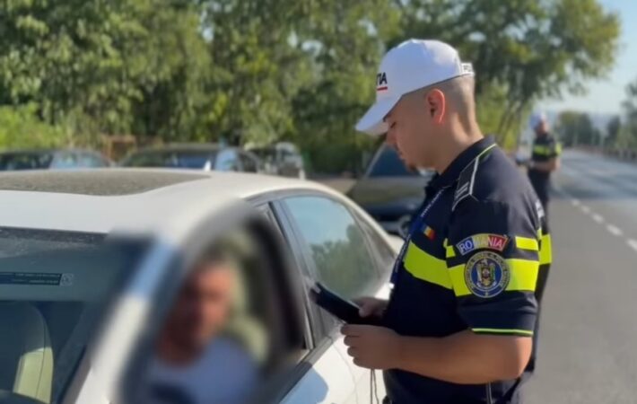 Controale pe drumurile publice din județul Dâmbovița,  polițiștii rutieri din cadrul Inspectoratului de Poliției Județean