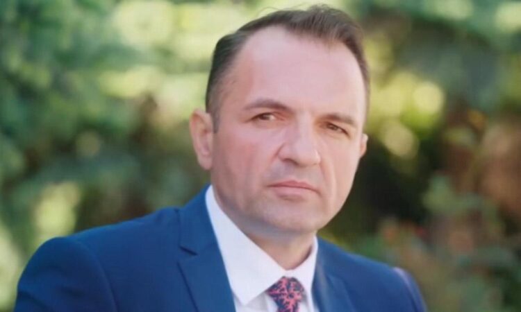 Și Liceul Teoretic “Ion Heliade Rădulescu” va face obiectul unor investiții importante, cele mai mari din istoria sa, dacă ne raportăm la valoarea lucrărilor.