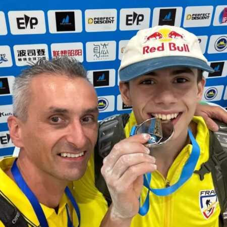 Argint mondial la escaladă pentru România la Campionatul Mondial de Tineret din Guiyang, China.