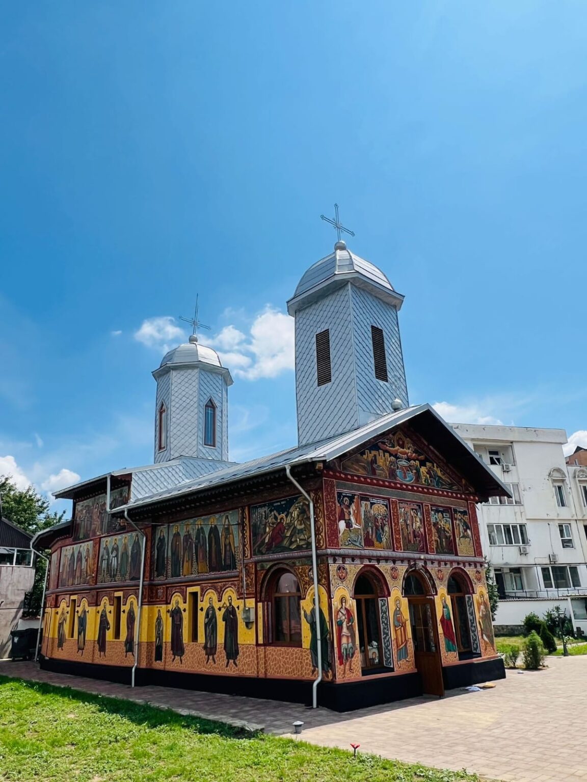 Sfințirea Bisericii Parohiei "Izvorul Tămăduirii" va avea loc pe 1 septembrie 2024, în prezența  Înaltpreasfințitului Părinte Arhiepiscop și Mitropolit Nifon.