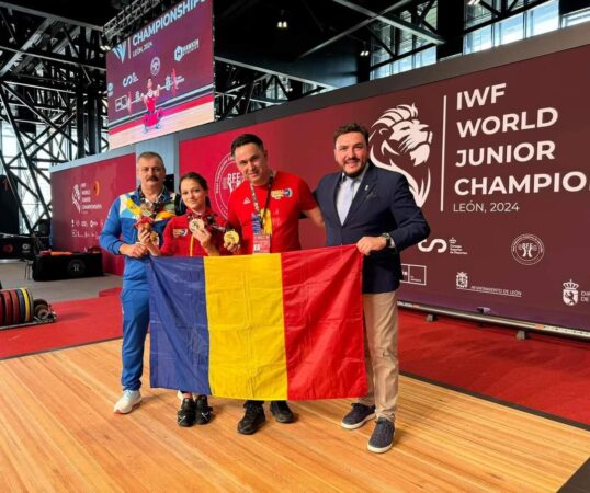 Aur și bronz pentru România la Campionatele Mondiale de Haltere Juniori 2024 - Leon, Spania! Ziua 1 a competiției vine cu rezultate extraordinare