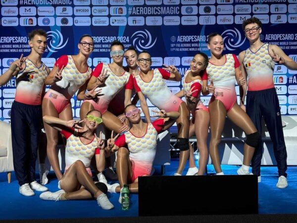 România a strălucit la prima ediție a Campionatelor Mondiale pentru juniori la gimnastică aerobică, obținând trei medalii!
