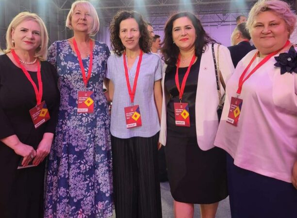 Premierul României, Marcel Ciolacu, a anunțat luni că propunerea oficială a țării pentru funcția de comisar european este europarlamentarul PSD