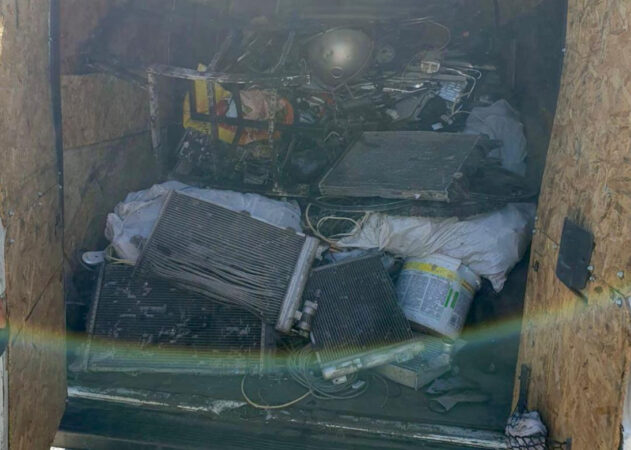 Transporta ilegal fier vechi Transporta ilegal fier vechi, polițiștii din cadrul Poliției Orașului Fieni au oprit pentru control, pe drumul național 71