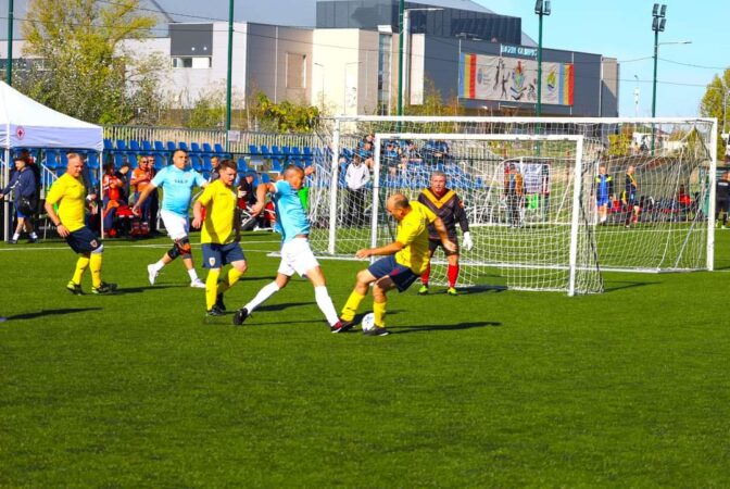 Târgoviște este gazda Cupei Serviciilor de Ambulanță la minifotbal, astăzi se joacă etapele eliminatorii Cupa Serviciilor de Ambulanță la minifotbal a ajuns la etapele eliminatorii, marcând un moment deosebit pentru comunitatea din Târgoviște.