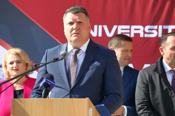 Universitatea „Valahia” din Târgoviște a obținut un succes remarcabil în competiția de proiecte finanțate prin Fondul Social European