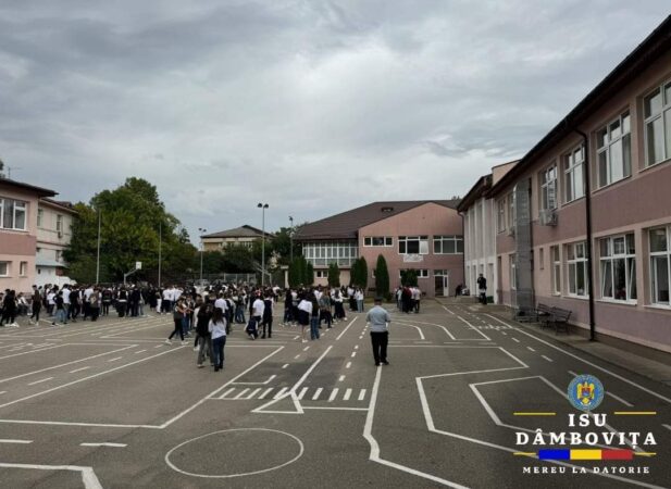  Activități desfășurate de ISU Dâmbovița la unitățile de învățământ din Târgoviște cu ocazia Zilei Internaționale pentru Reducerea Riscurilor de Dezastre