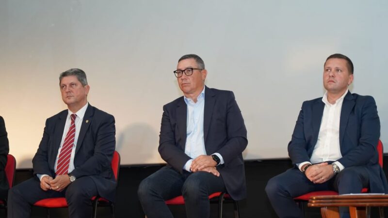 PSD Dâmbovița își propune să câștige minim șapte parlamentari, doi senatori și cinci deputați PSD Dâmbovița își propune să câștige minim șapte parlamentari, doi senatori și cinci deputați, obiectiv stabilit după Conferința Județeană Extraordinară