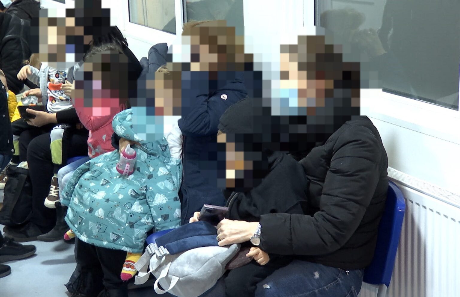 Atenție la temperaturile scăzute  Atenție la temperaturile scăzute : Sistemul imunitar al copiilor și  persoanele cu afecțiuni asmatice este  în pericol