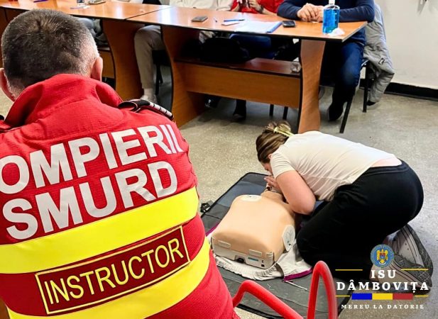 12 voluntari se alătură efectivelor ISU Dâmbovița În acest weekend, la sediul Inspectoratului pentru Situații de Urgență „Basarab I” al Județului Dâmbovița, un nou grup de voluntari a absolvit programul Salvator din Pasiune – 2025.