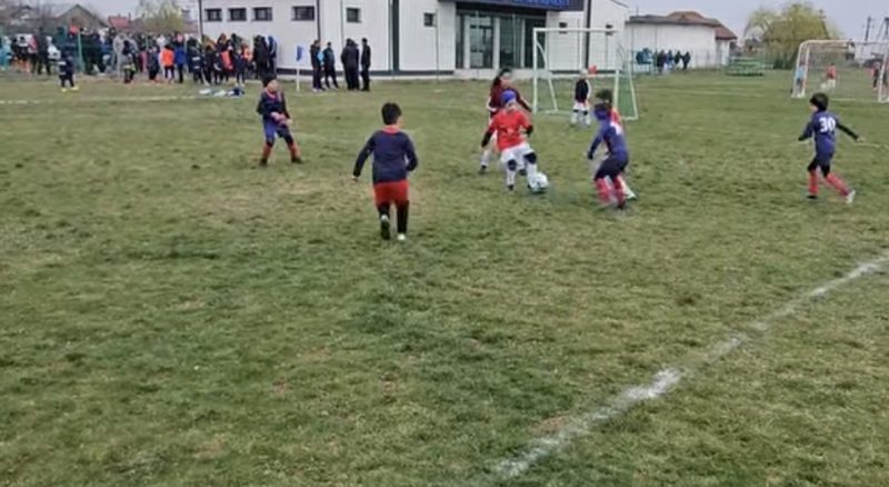 Caravana Interligii Dâmbovița a ajuns  la Ionești, comuna Petrești: O zi plină de sport  Astăzi, Caravana Interligii Dâmbovița a făcut un popas în Ionești, comuna Petrești, aducând cu sine o zi de neuitat pentru toți pasionații de sport din localitate!