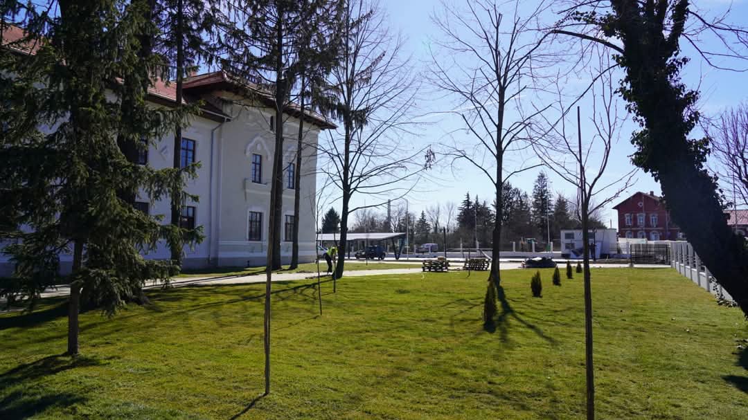 Fosta Școală de Cavalerie din Târgoviște o clădire cu o istorie deosebită, va deveni în curând unul dintre reperele importante ale județului.