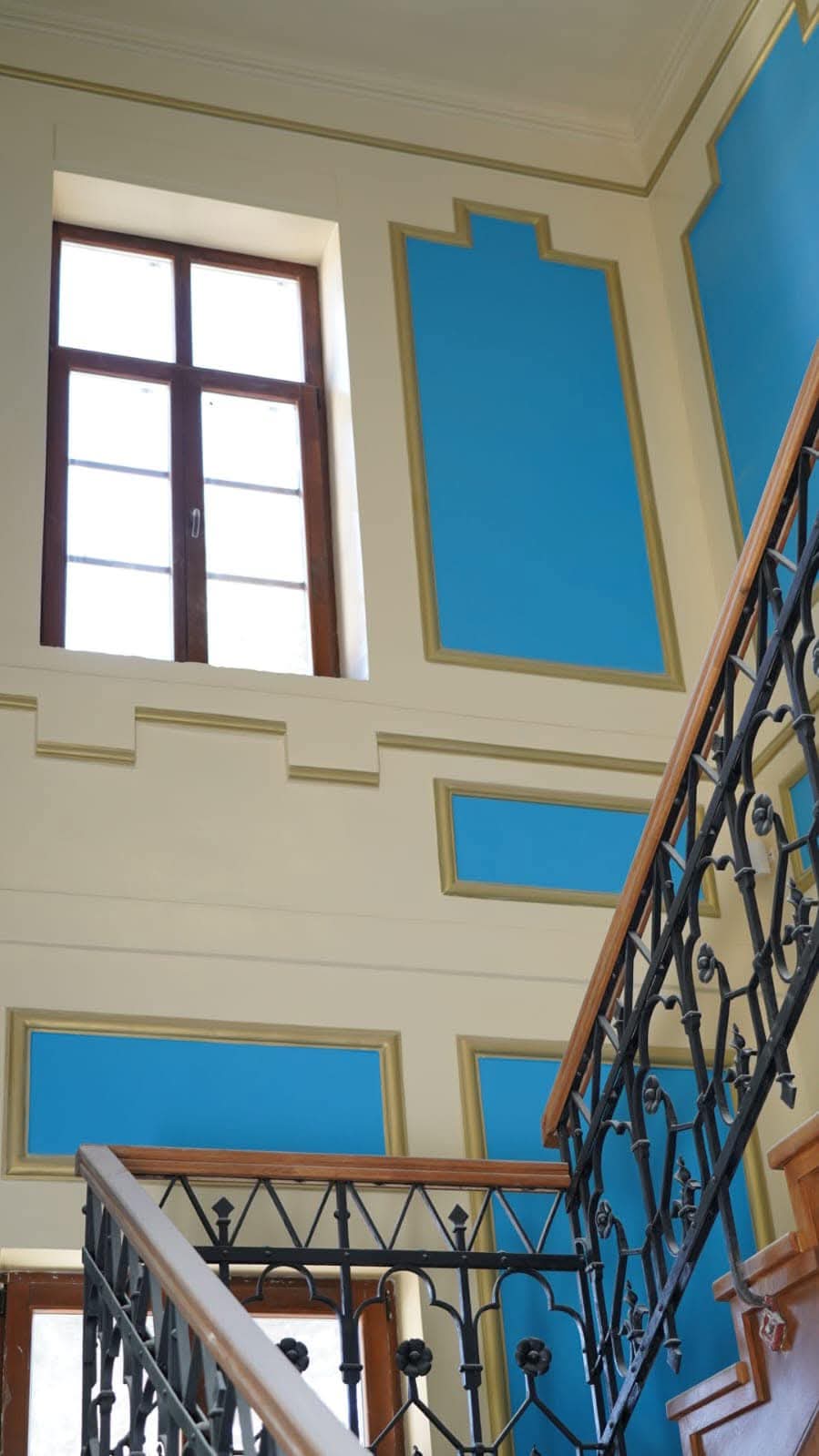 Fosta Școală de Cavalerie din Târgoviște o clădire cu o istorie deosebită, va deveni în curând unul dintre reperele importante ale județului.