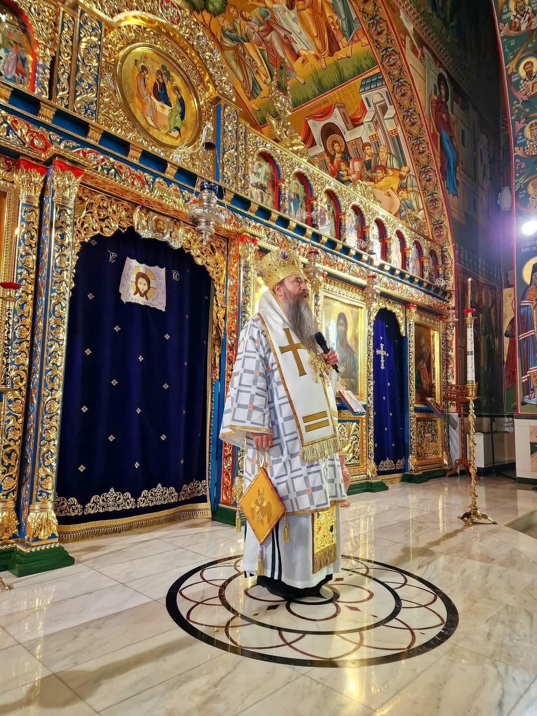 Un eveniment deosebit va avea loc la Mănăstirea Pantocrator din România, între 30 aprilie și 8 mai 2025, când vor fi aduse moaștele Sfintei Împărătese Elena. Acesta va reprezenta o oportunitate unică pentru credincioși de a se închina la o relicvă cu o mare semnificație istorică și spirituală.