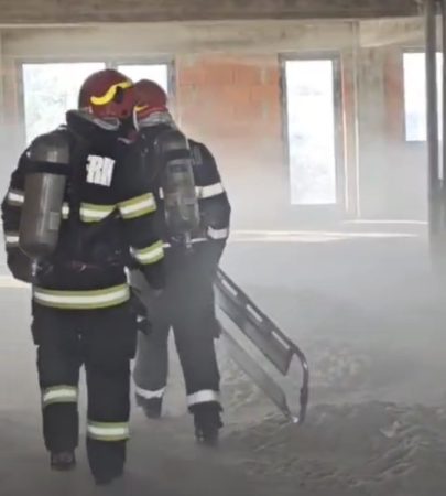 EXERCIȚIU DE SIMULARE A UNUI CUTREMUR LA TITU pe 27 MARTIE 2025  EXERCIȚIU DE SIMULARE A UNUI CUTREMUR LA TITU , în data de 27 martie 2025, începând cu ora 10:00, Inspectoratul pentru Situații de Urgență „Basarab I” al județului Dâmbovița va organiza un exercițiu de intervenție în teren, în orașul Titu, ce va simula un cutremur cu efecte asupra unor blocuri de locuințe.