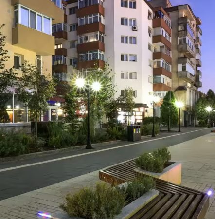 Târgoviște face progrese semnificative sub conducerea primarului Daniel Cristian Stan Primarul municipiului Târgoviște, Daniel Cristian Stan, a subliniat recent progresele importante realizate în dezvoltarea orașului, într-un mesaj plin de optimism și recunoaștere