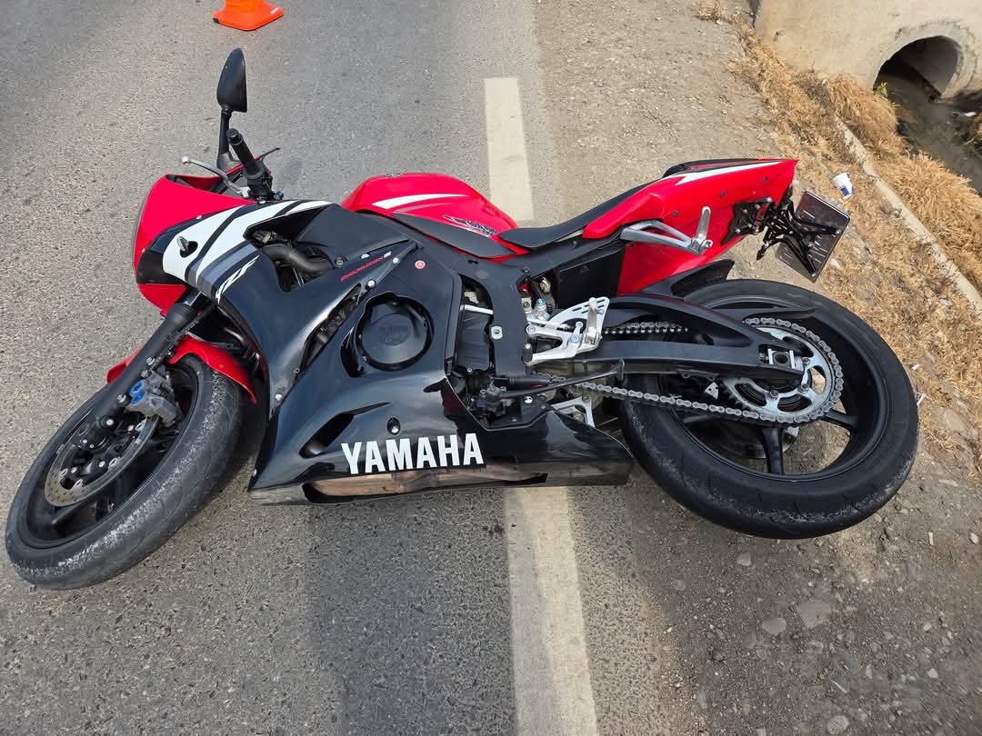 Un accident rutier a avut loc astăzi pe Drumul Județean 711, pe raza comunei Băleni, implicând un autoturism și o motocicletă. Potrivit primelor informații,