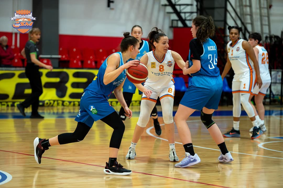 Mâine, 10 aprilie, echipa de baschet feminin a CSM Târgoviște joacă pentru un loc în marea finală a Ligii Naționale de Baschet Feminin! De la ora 19:00,