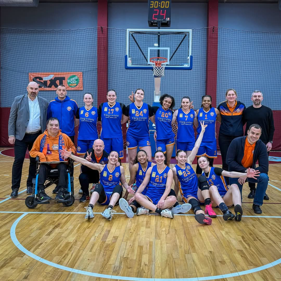 Echipa de baschet feminin CSM Târgoviște a obținut o victorie remarcabilă, învingând Rapidul cu scorul de 65-64 pe terenul adversarilor și calificându-se astfel în finala Ligii Naționale