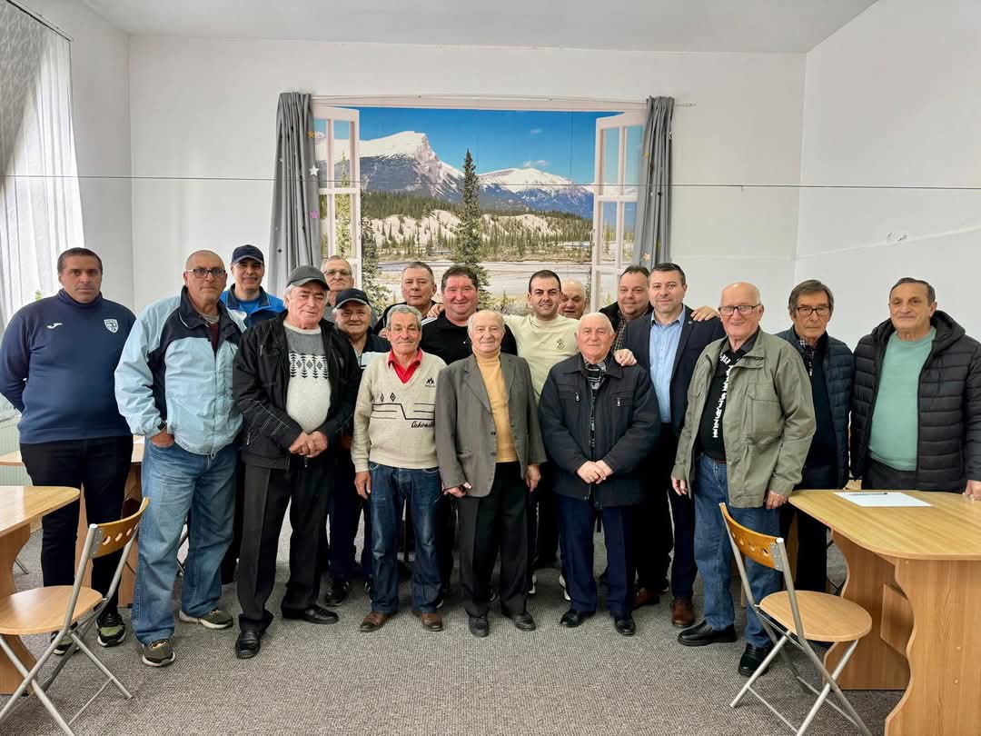 În comuna Răzvad, viața comunității nu se rezumă doar la proiecte de dezvoltare sau investiții în infrastructură. Aici, oamenii sunt în centrul atenției, iar implicarea socială rămâne o prioritate.