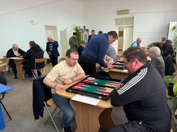 În comuna Răzvad, viața comunității nu se rezumă doar la proiecte de dezvoltare sau investiții în infrastructură. Aici, oamenii sunt în centrul atenției, iar implicarea socială rămâne o prioritate.