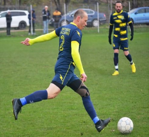 Play-Off și Play-Out în Liga 6 din Dâmbovița: Se dă startul etapei finale Play-Off și Play-Out în Liga 6 din Dâmbovița.