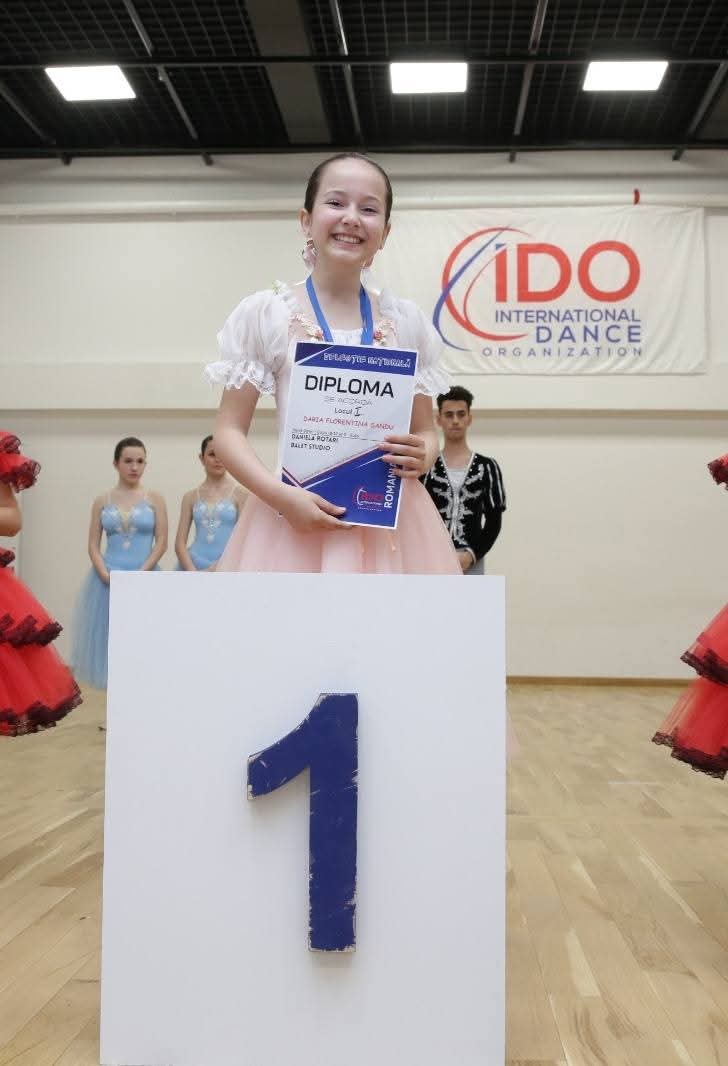 Sandu Daria, mica balerină din Răcari, va reprezenta România la Campionatul European de Balet din Polonia