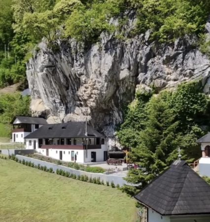 Imagini de poveste – Schitul Pahomie