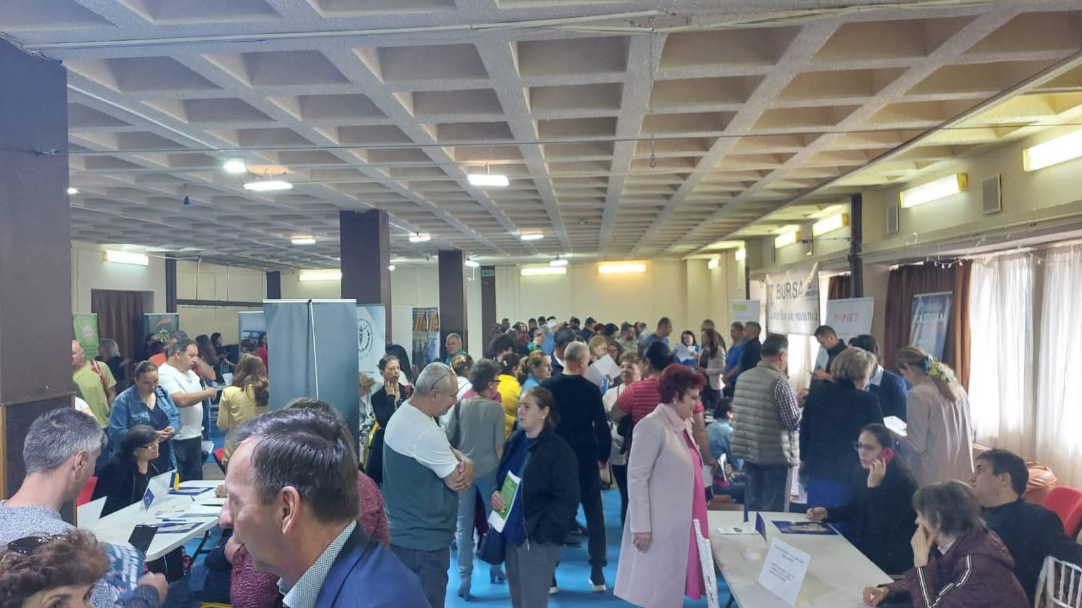 Aproape 200 de locuri de muncă disponibile în județul Dâmbovița Aproape 200 de locuri de muncă disponibile în județul Dâmbovița