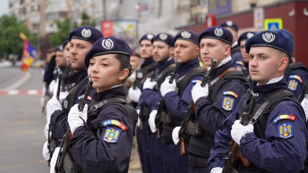 Mai sunt doar 8 zile! Jandarmeria Dâmbovița recrutează viitorii ofițeri ai Jandarmeriei Române
