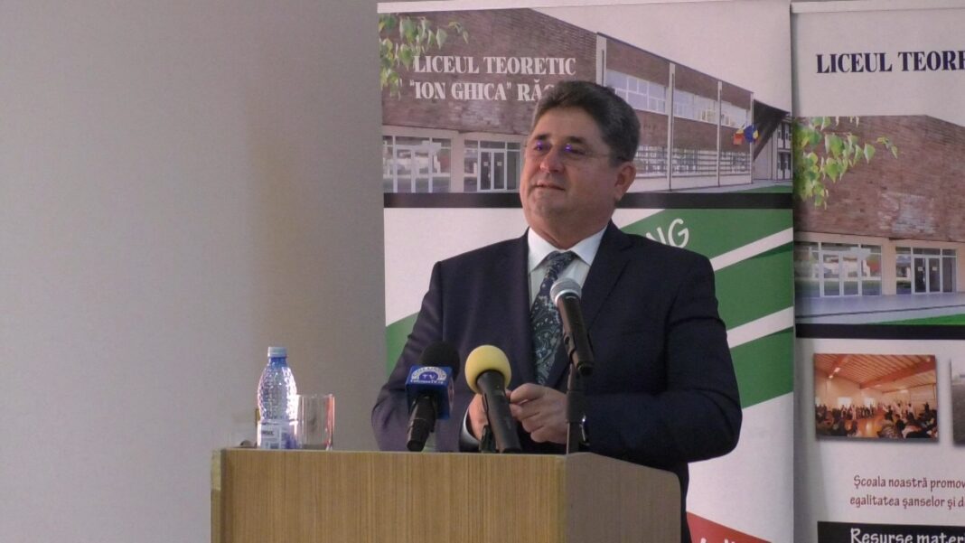 Răcariul a îmbrăcat haine de sărbătoare. Ziua Orașului, o celebrare a întregii comunități
